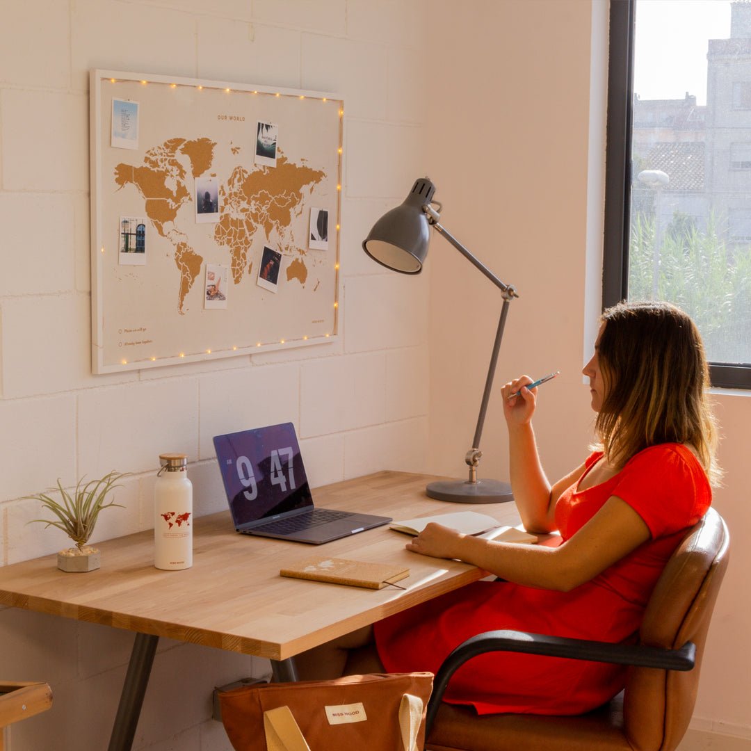 Tele worker - Misswood