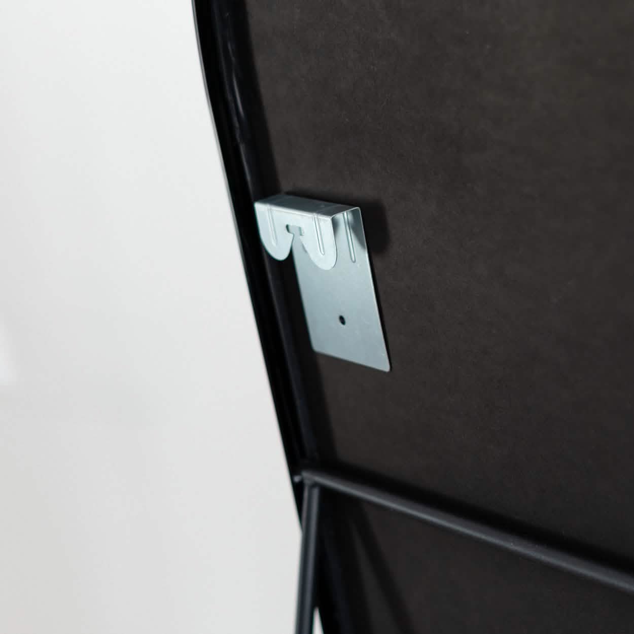 Espejo de Pared en Aluminio - Negro----Misswood