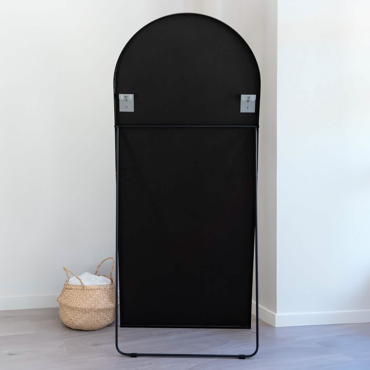 Espejo de Pared en Aluminio - Negro----Misswood