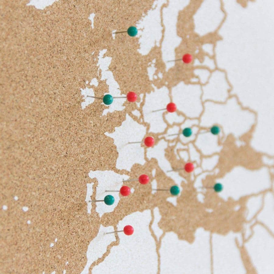 Pack mapamundi + Banderas decorativas - Misswood